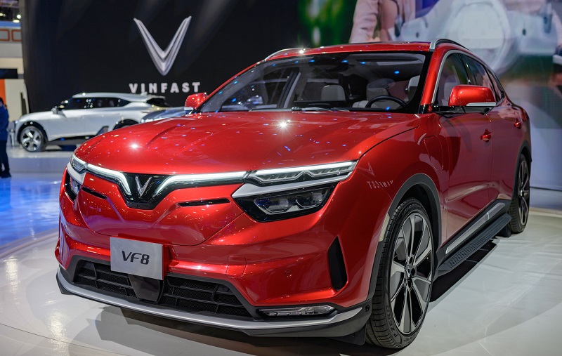 Thu hồi 2.674 xe ô tô VF 8 của VinFast đã bán ra thị trường.